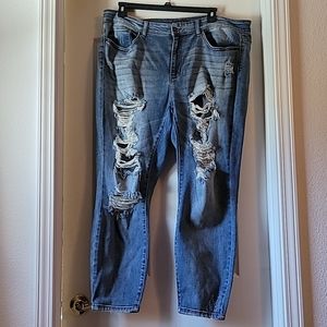 Judy Blue 20W Boyfriend fit jeans